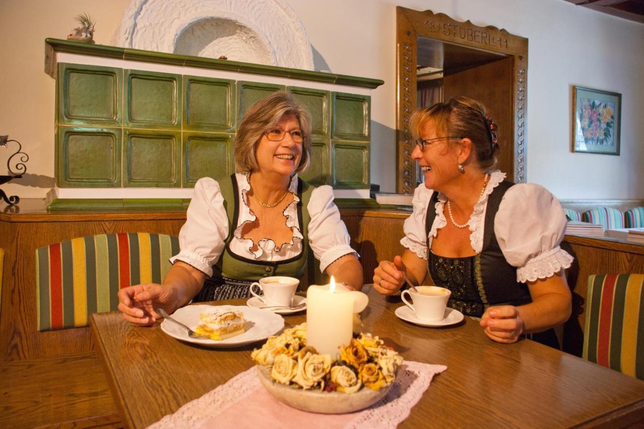 Landgasthof Zur Linde Laaben Buitenkant foto